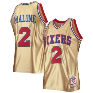 Sofisticado Moses Malone Philadelphia 76ers 75th Anniversary 1982/83 Hardwood Classics Swingman Jersey Gold